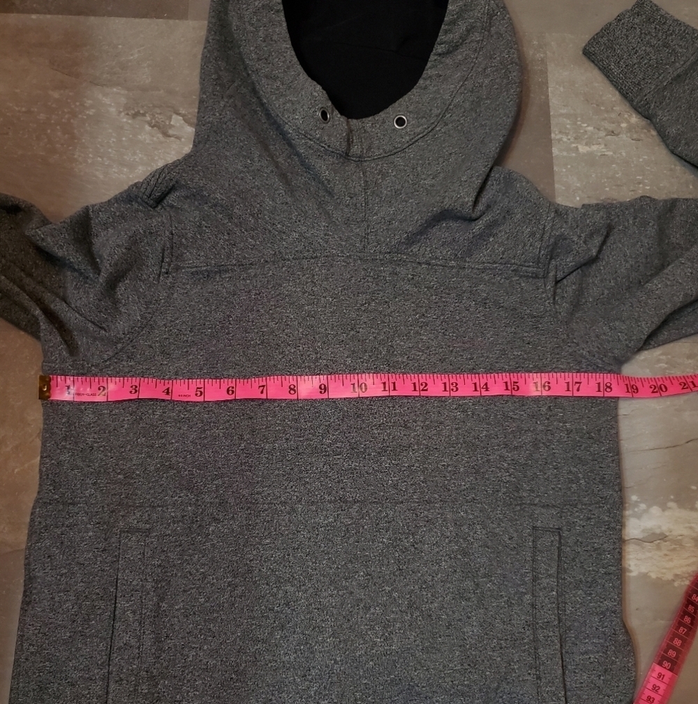 Lululemon long sleeves pullover hoodie. Dark heathered grey. Size 4. Oversized. - Picture 8 of 10